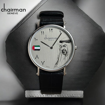 ساعة علم الإمارات العربية المتحدة بمينا عربية وسوار أسود من Chairman Geneve صناعة سويسرية ومينا رمادية للرجال