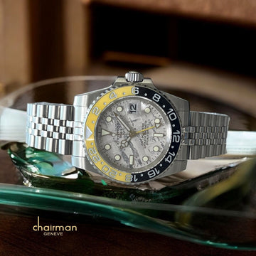 ساعة Chairman Geneve Superlative Chronometer للرجال باللونين الأبيض والرمادي وسلسلة فضية