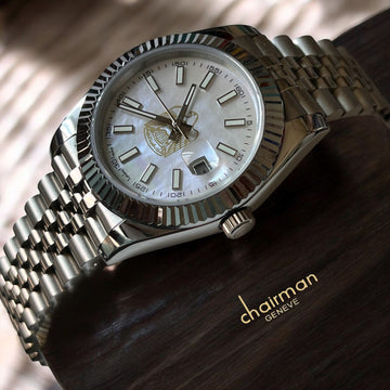Chairman Geneve UAE Emblem White Dated Dial Silver Chain Gents Watch